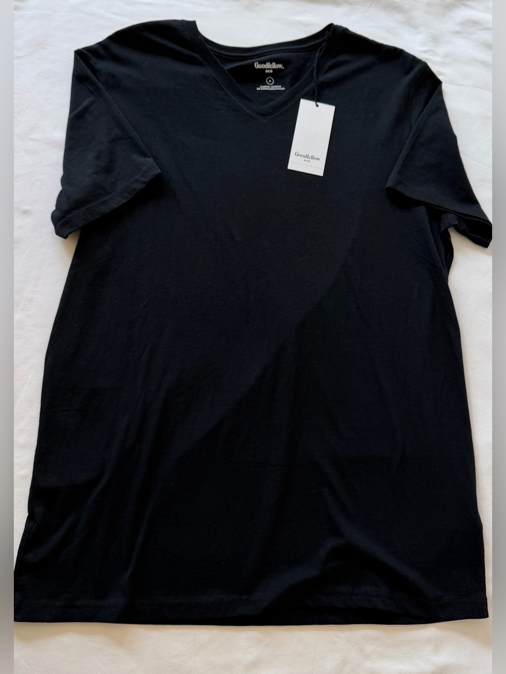 NWT Goodfellow & Co. Black V-Neck Short Sleeve T-Shirt Men’s Size Medium